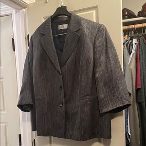 Le Suit 3/4 sleeve Navy/White with Notched Lapel and Tailored Fit